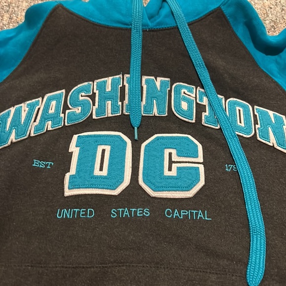 Washington DC sweatshirt - Picture 2 of 4